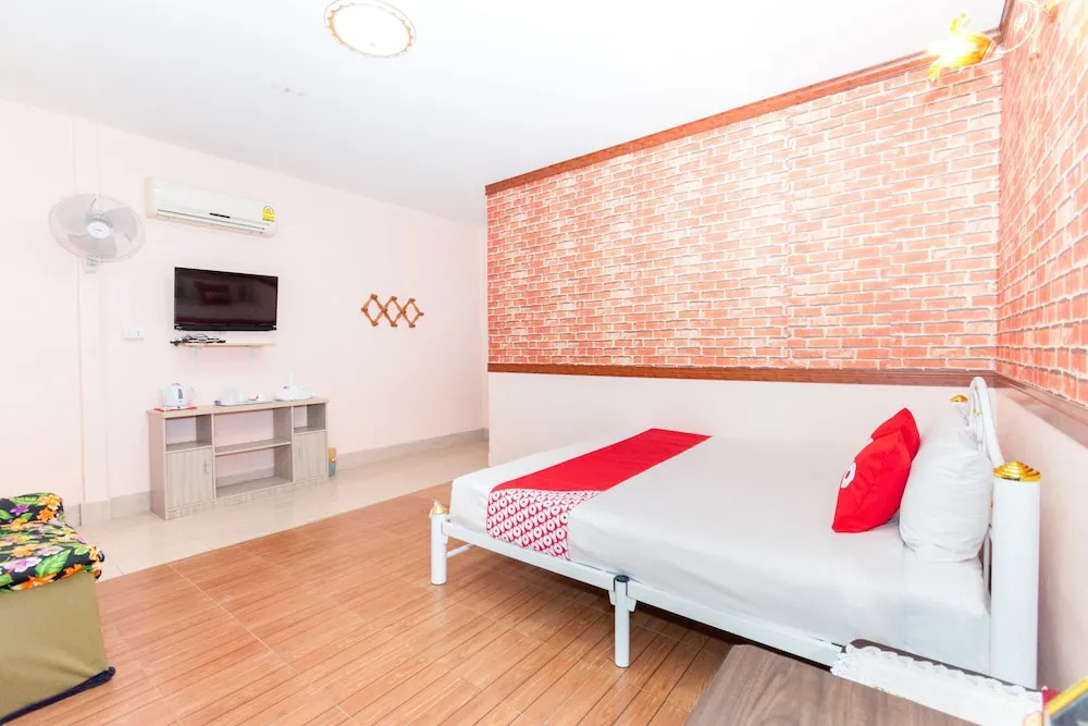 Пхетчхабури: OYO 712 Baandin Resort
