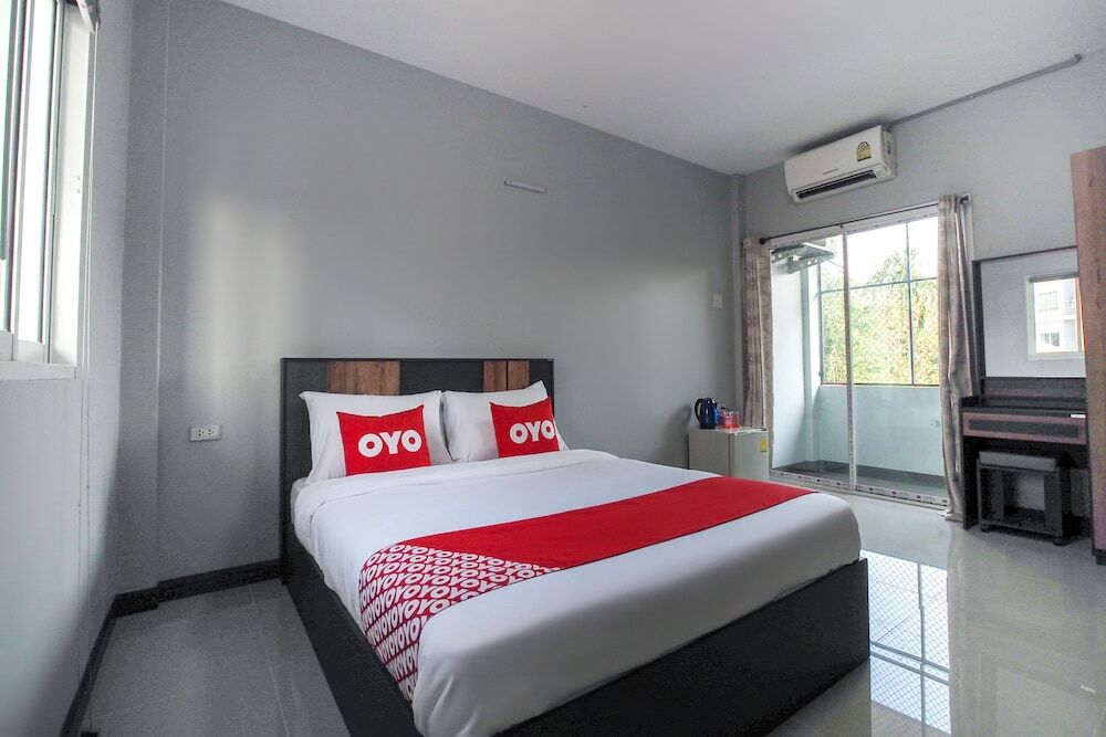 Сирача: OYO 715 Apartment Khunpu