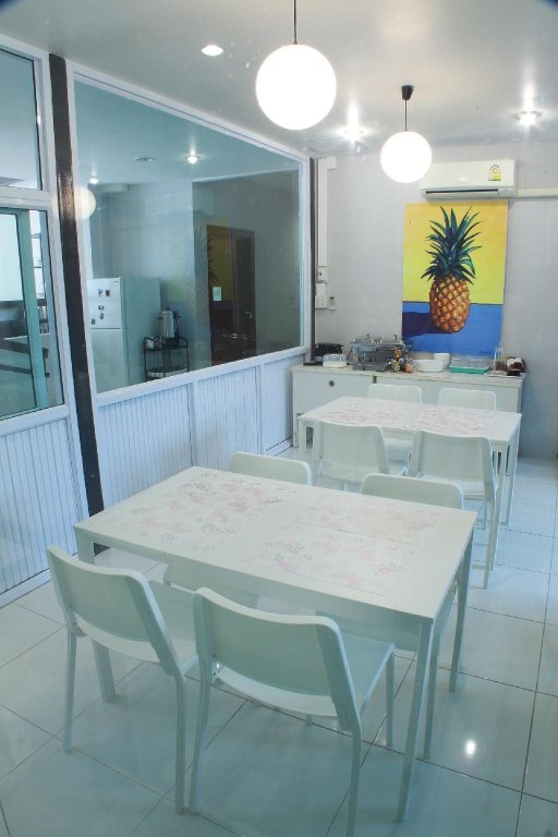Пхитсанулок: S'Prima Hostel