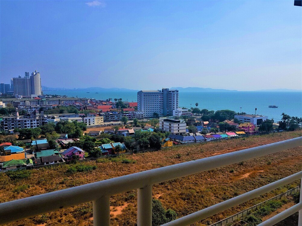 Sea Views at Jomtien Beach — фото 1