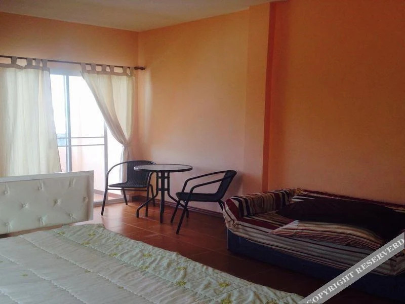 Паттайя: Jozef Erika Apartment