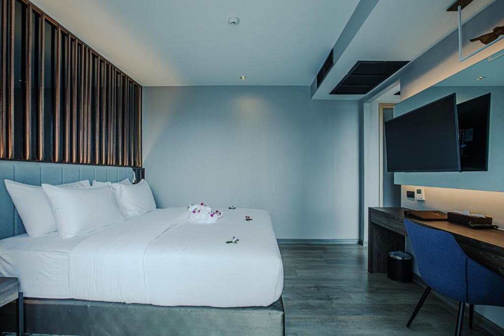 Кату: Rak Elegant Hotel Patong