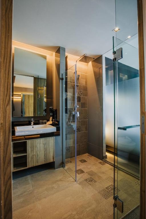 Кату: Rak Elegant Hotel Patong