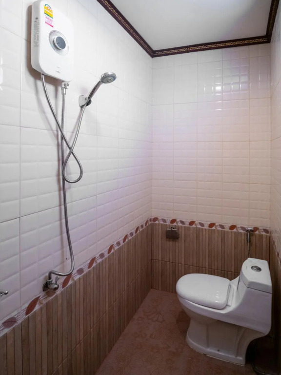 Саттахип: OYO 836 PK Residence