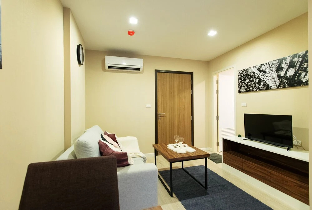 Бангкок: Near BK University Quiet Condo in Rama4 bkb141
