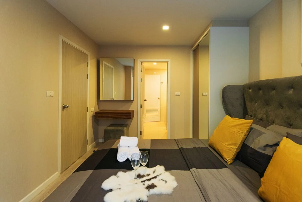 Бангкок: Near BK University Quiet Condo in Rama4 bkb136