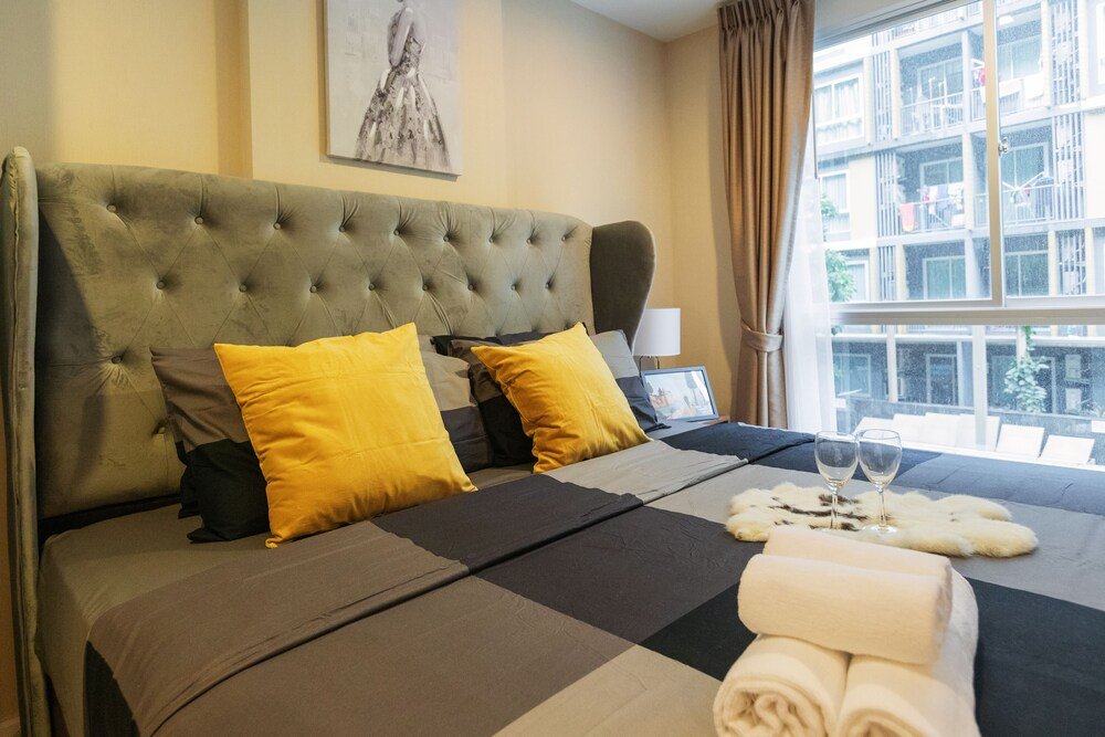 Бангкок: Near BK University Quiet Condo in Rama4 bkb136