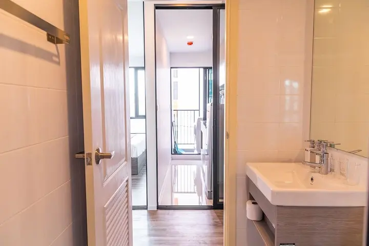 Самутпракан: Apartment 450m from BTS with Sky Pool - bkbloft3
