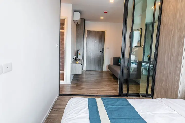 Самутпракан: Apartment 450m from BTS with Sky Pool - bkbloft3