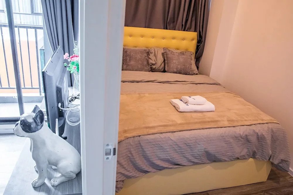Самутпракан: Apartment 450m from BTS with Sky Pool - bkbloft1