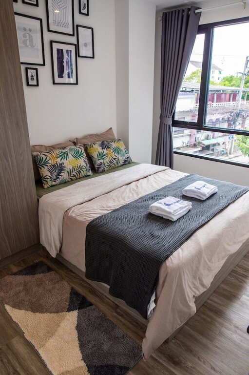 Самутпракан: Apartment 450m from BTS with Sky Pool - bkbloft1