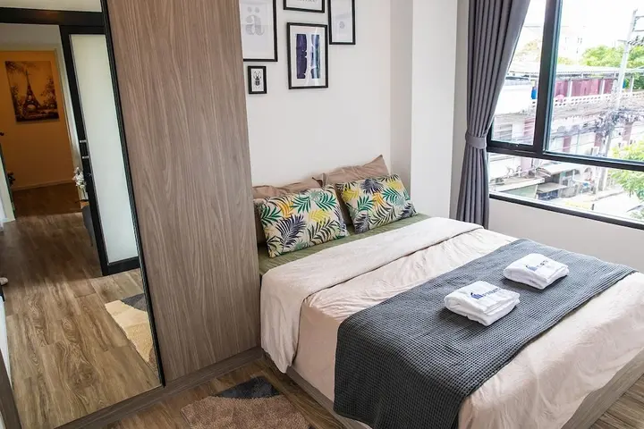 Самутпракан: Apartment 450m from BTS with Sky Pool - bkbloft1