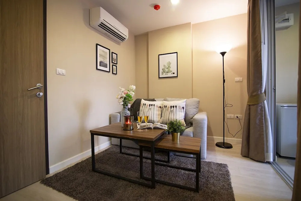 Бангкок: Near BK University Quiet Condo in Rama4 bkb139