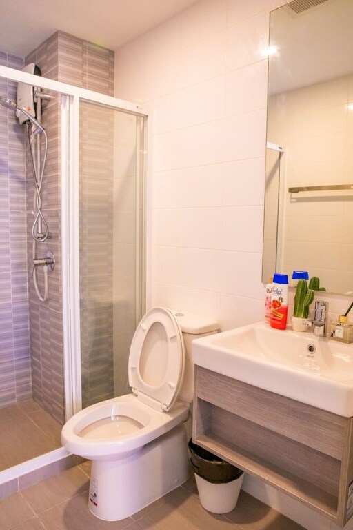 Самутпракан: Apartment 450m from BTS with Sky Pool - bkbloft9