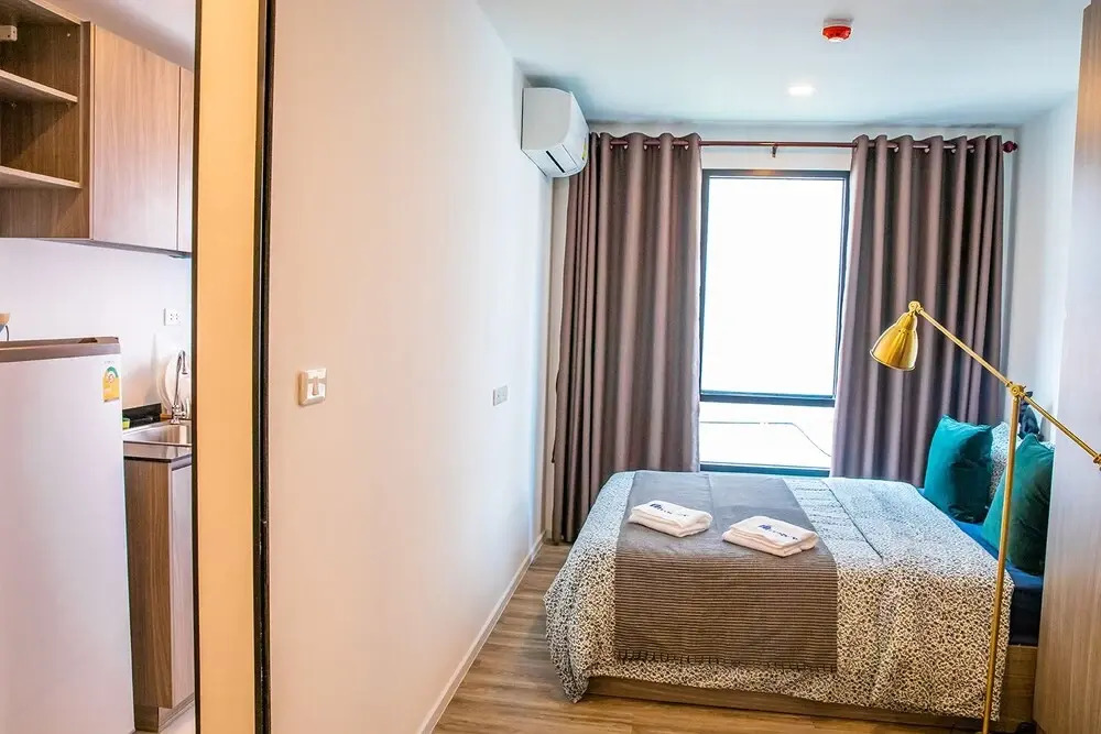 Самутпракан: Apartment 450m from BTS with Sky Pool - bkbloft5