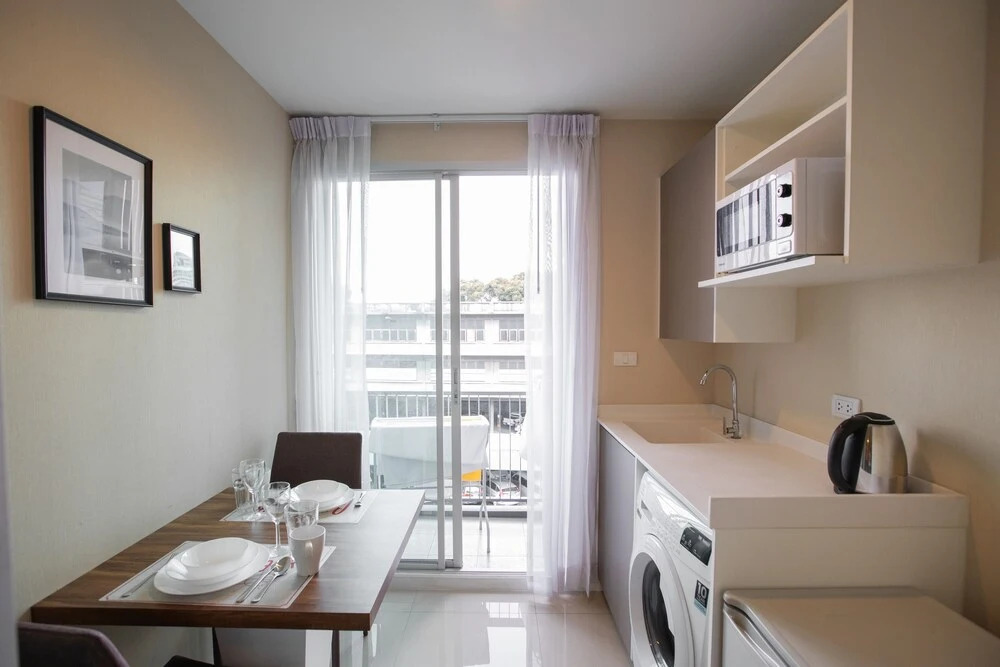 Бангкок: Near BK University Quiet Condo in Rama4 bkb137