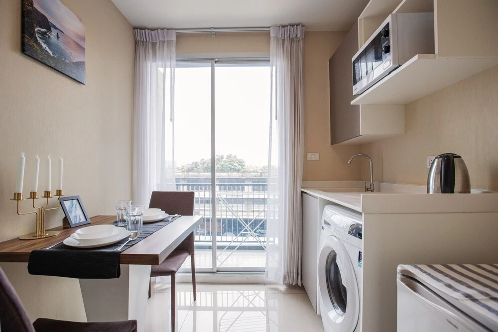 Бангкок: Near BK University Quiet Condo in Rama4 bkb135