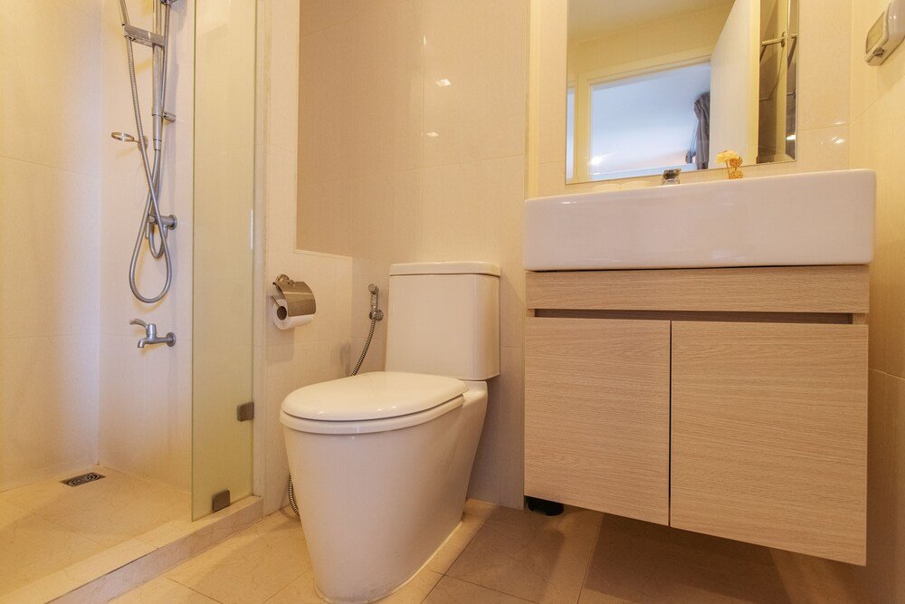 Бангкок: Near BK University Quiet Condo in Rama4 bkb135