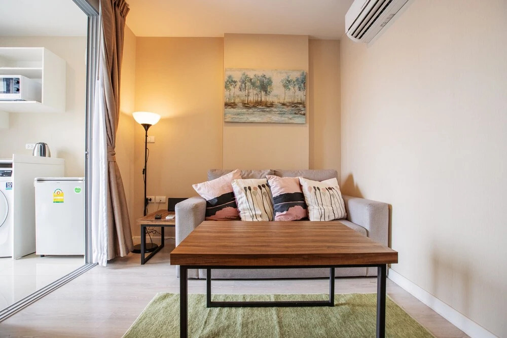 Бангкок: Near BK University Quiet Condo in Rama4 bkb135