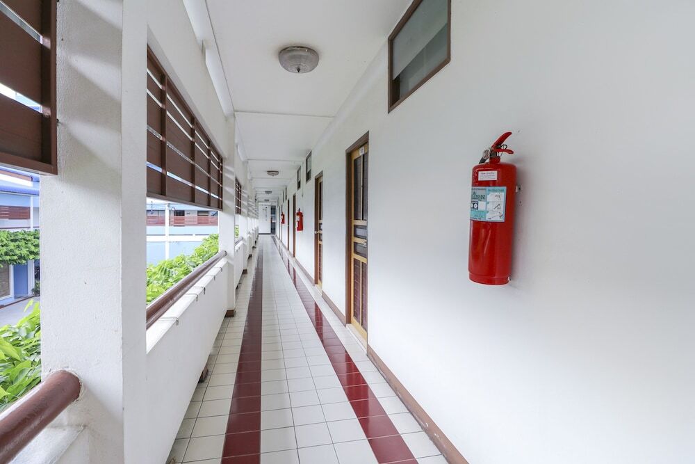 Аюттхая: OYO 952 Ocean Gold Card Ayutthaya