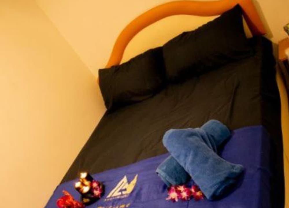 Бангкок: 3 Plus 1 Hostel