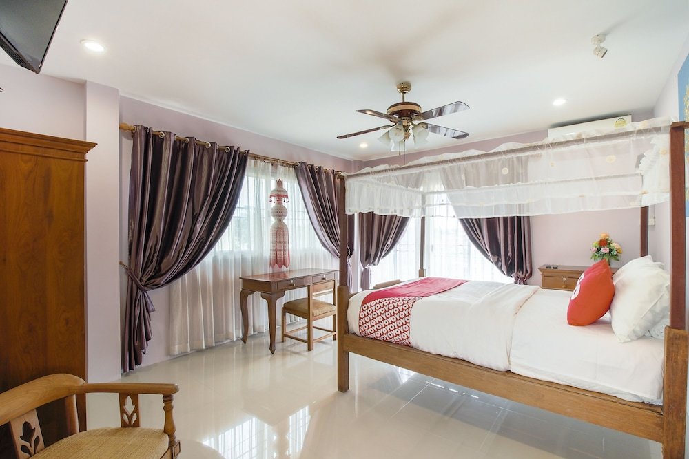 Банг-Саре: OYO 1021 Chang Chang Mansion