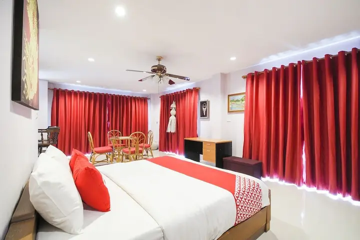 Банг-Саре: OYO 1021 Chang Chang Mansion