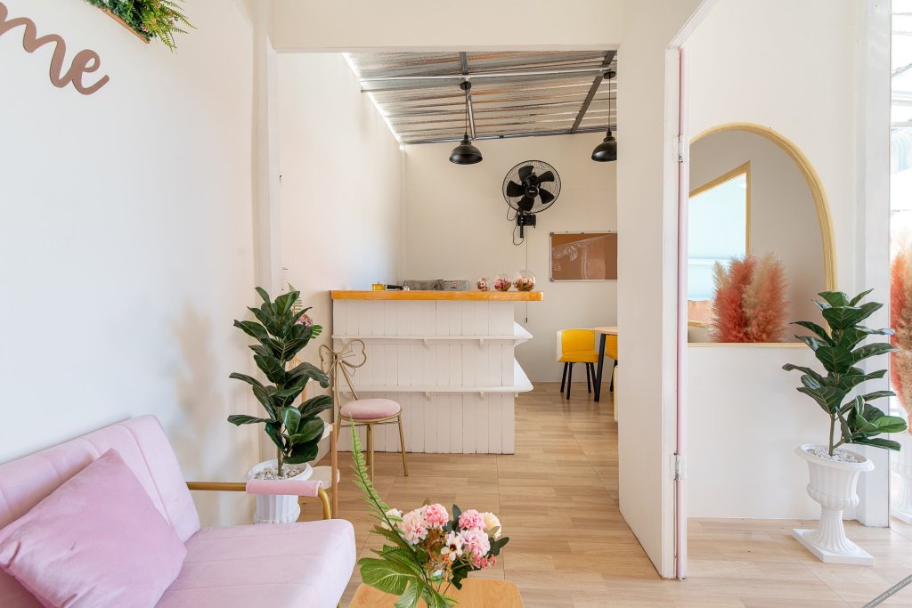 Саттахип: Brown Home Sattahip 19