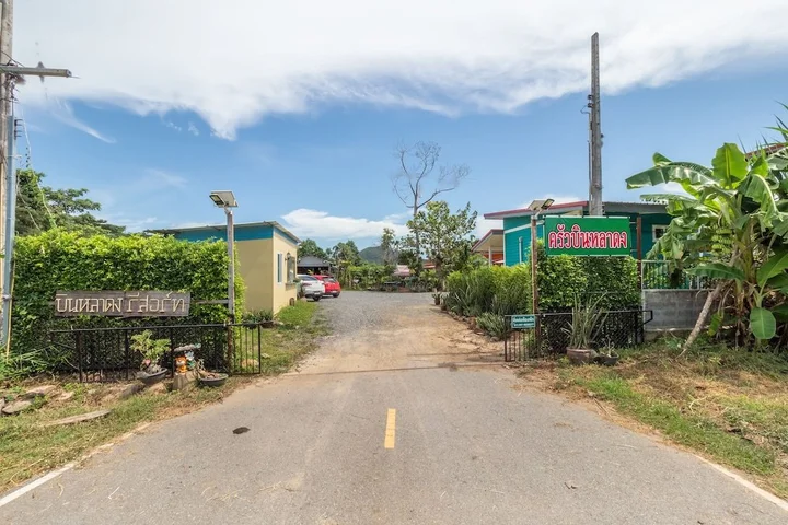 Саттахип: Oyo 1035 Binlahdong Resort