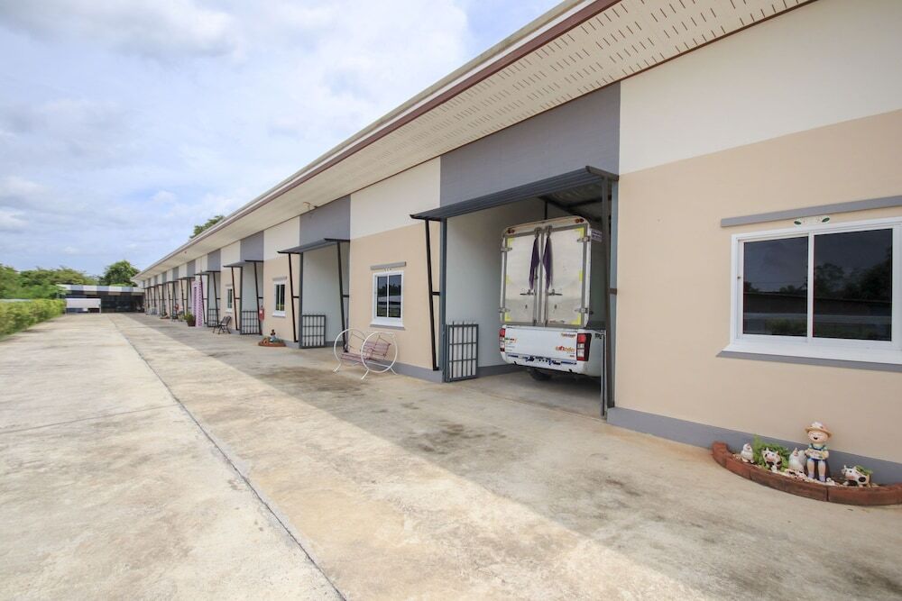 Сураттхани: OYO 1091 Sabye Dee Resort at Soikotang