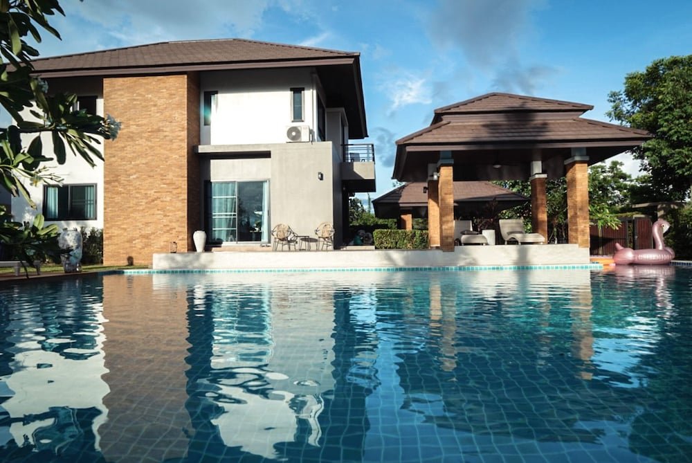 Ханг Донг: Moin 1617 Poolside Villa