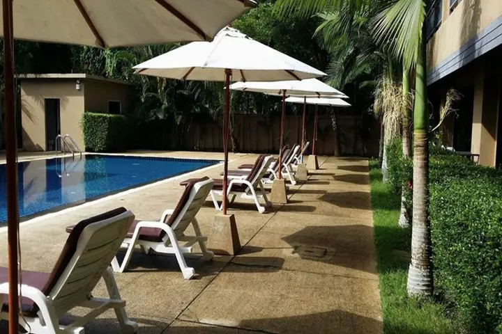 Тхаланг: Naiyang Beach Hotel