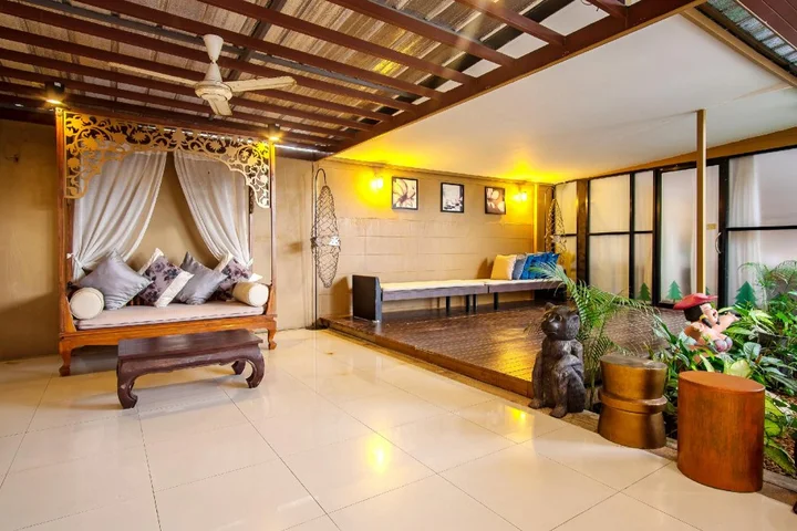 Тхаланг: Naiyang Beach Hotel