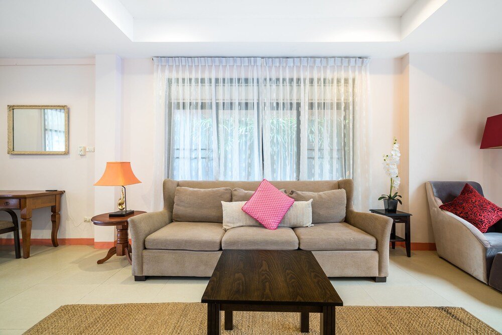Муанг: Chalong 99 Residence Villa