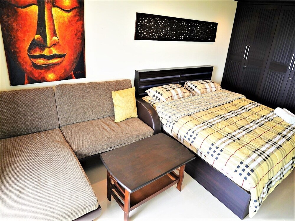 Corner Studio 47 sq m Apartment at Angket — фото 4