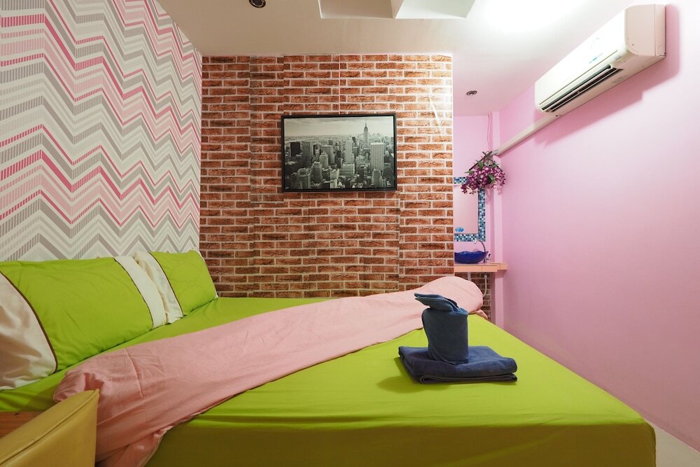Ко-Лан: OYO 1100 Chidlom Resort