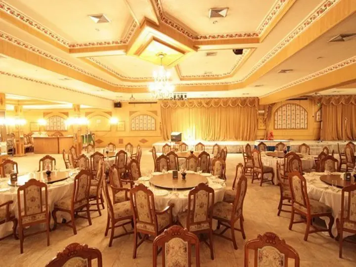 Бангкок: 13 Coins Resort Bangna