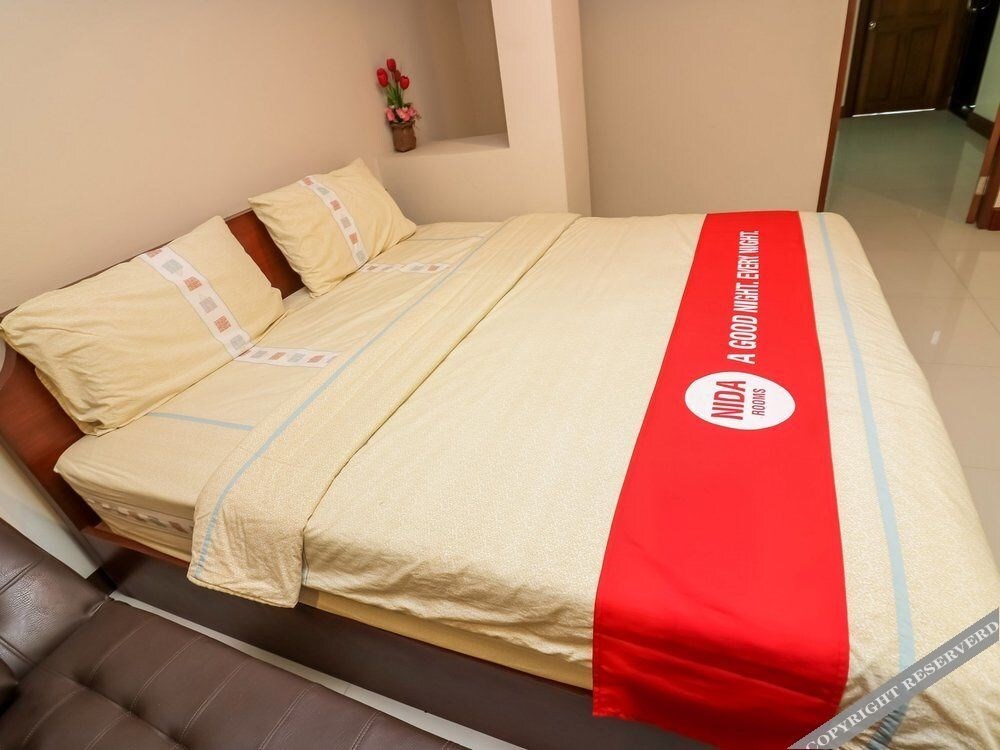 Сарапхи: Nida Rooms Saraphi 99 Queen