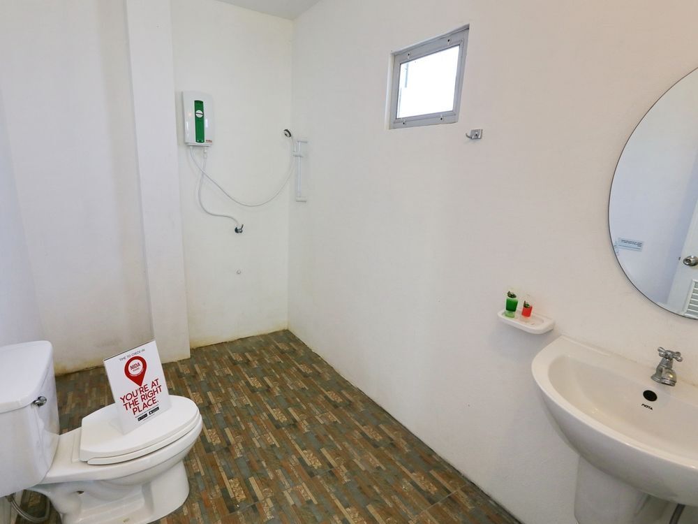 Сан-Патонг: NIDA Rooms San Pa Tong 202 Aob Luang