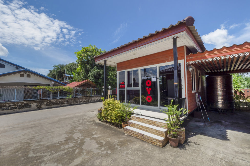 Сирача: OYO 1166 Train Way Resort