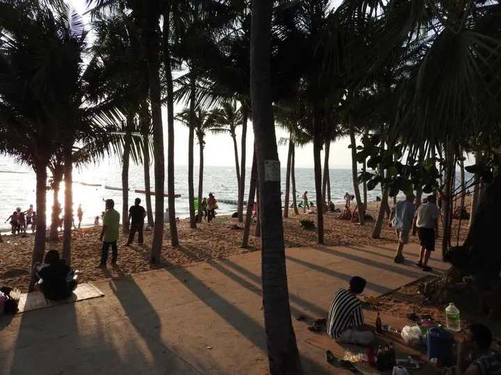 Паттайя: Sea View Studio Jomtien Beach