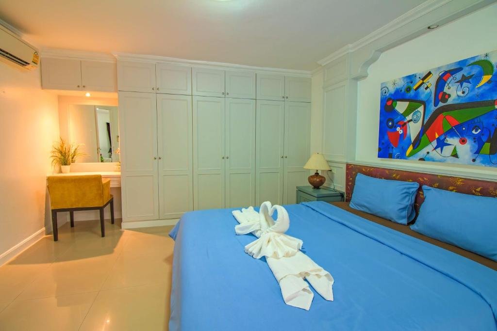 Паттайя: Sea View Studio Jomtien Beach