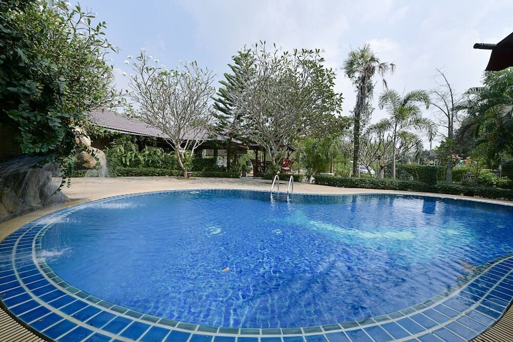 Сирача: OYO Ruenkanthima Resort