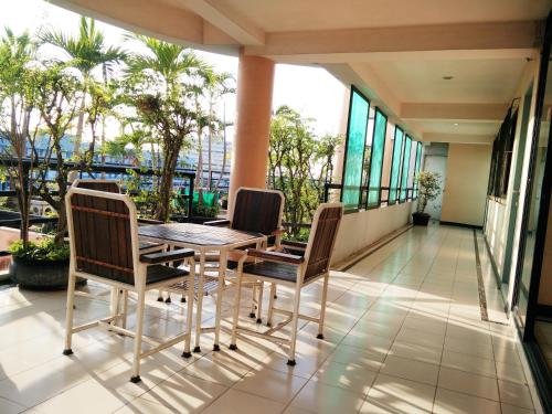 Нонтхабури: Grand Residence Ngamwongwan 19