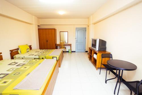 Нонтхабури: Grand Residence Ngamwongwan 19
