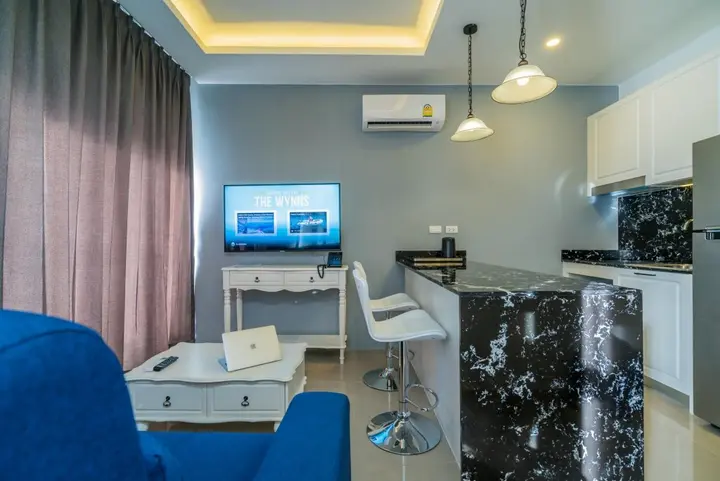 Тхаланг: Palmyrah Surin - 700 meters to the beach!!! Brand new luxury condo, Thalang, Phuket, Thailand