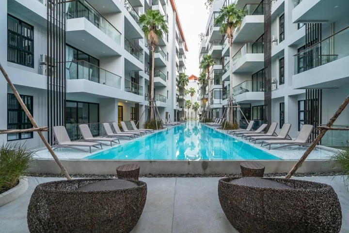 Тхаланг: Palmyrah Surin - 700 meters to the beach!!! Brand new luxury condo, Thalang, Phuket, Thailand