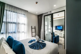 Тхаланг: Palmyrah Surin - 700 meters to the beach!!! Brand new luxury condo, Thalang, Phuket, Thailand
