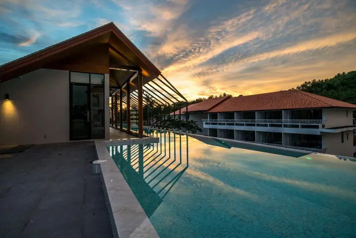 Тхаланг: Palmyrah Surin - Walk to the beach!!! Brand new luxury condo B211, Thalang, Phuket, Thailand