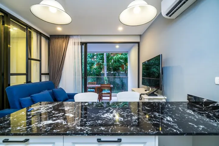 Тхаланг: Palmyrah Surin - Walk to the beach!!! Brand new luxury condo B211, Thalang, Phuket, Thailand